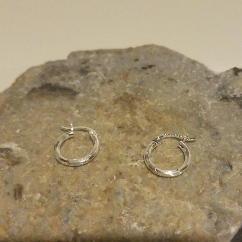 BEAUTIFUL STERLING .925 SILVER HOOPS